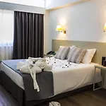 波尔图盖亚黑郁金香酒店 4*