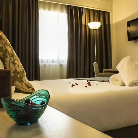 Black Tulip - Porto Gaia Hotel Vila Nova de Gaia