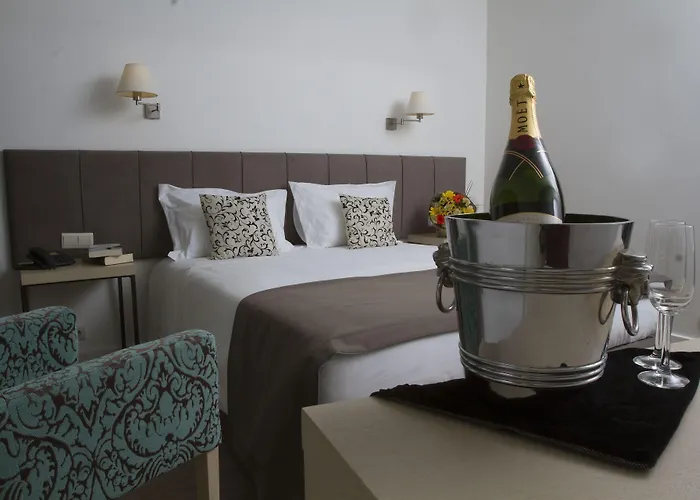 Black Tulip - Porto Gaia Hotel