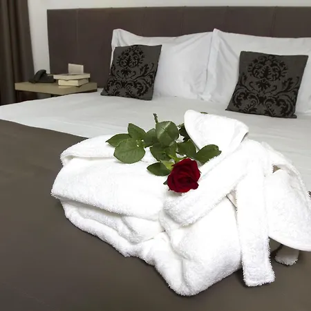 Black Tulip - Porto Gaia 4*