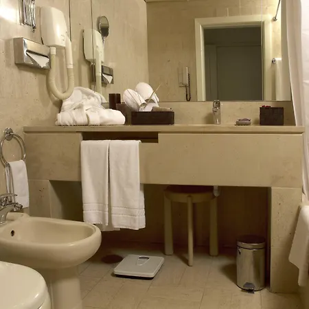 Otel Black Tulip - Porto Gaia