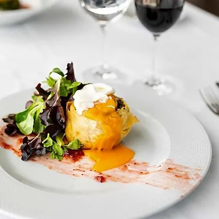 Black Tulip - Porto Gaia 4*