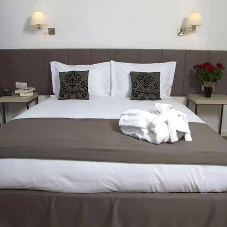 Black Tulip - Porto Gaia 4* וילה נובה דה גאיה