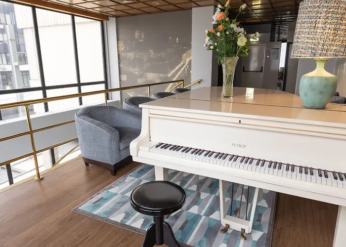 Black Tulip - Porto Gaia Hotel Vila Nova de Gaia